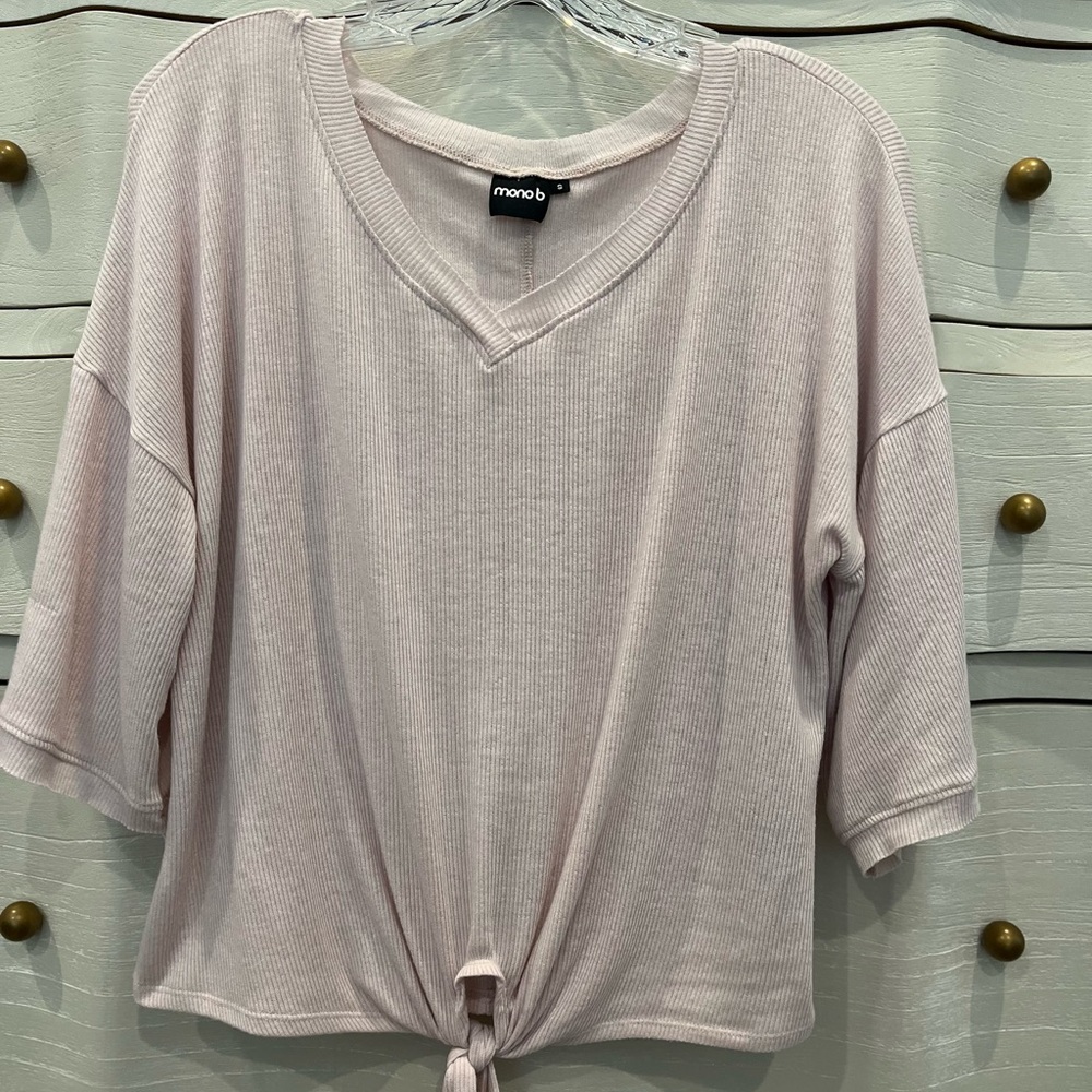 Mono B Women's V-Neck Tie-Front Top Size Small
